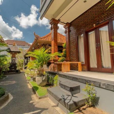 Pondok Lulik Homestay Canggu Экстерьер фото
