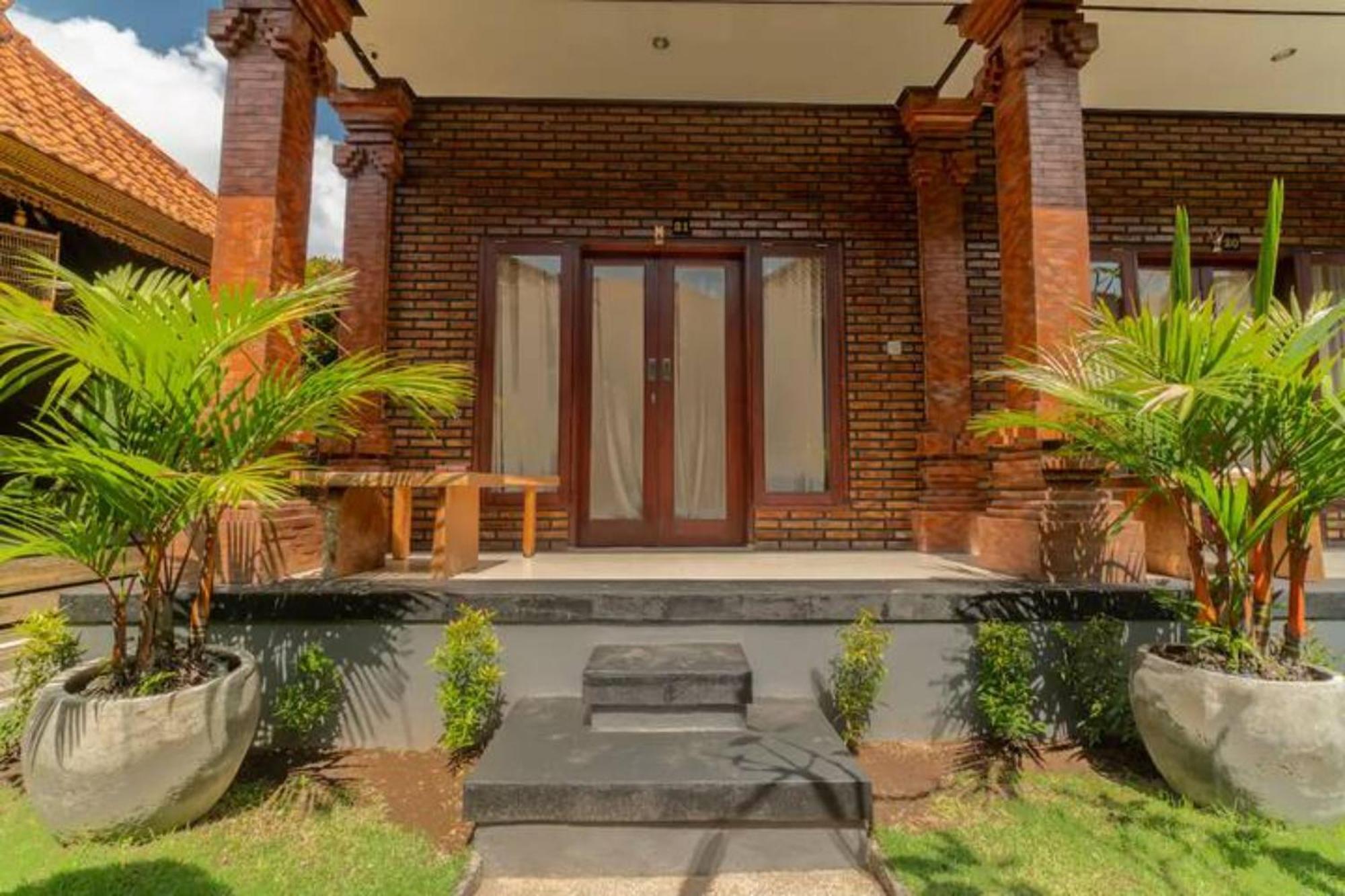 Pondok Lulik Homestay Canggu Экстерьер фото