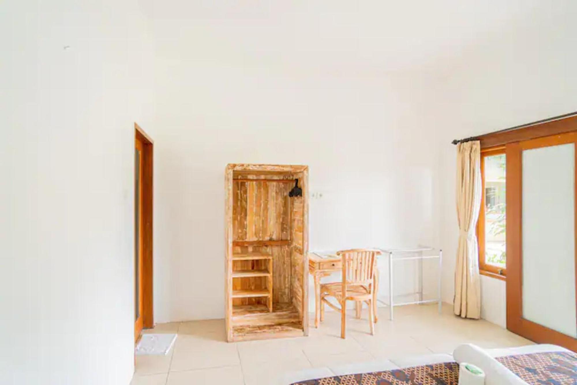 Pondok Lulik Homestay Canggu Экстерьер фото